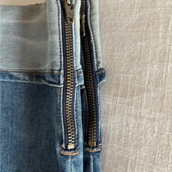 Rock & Republic Skinny Ankle Jeans - Picture 6 of 10